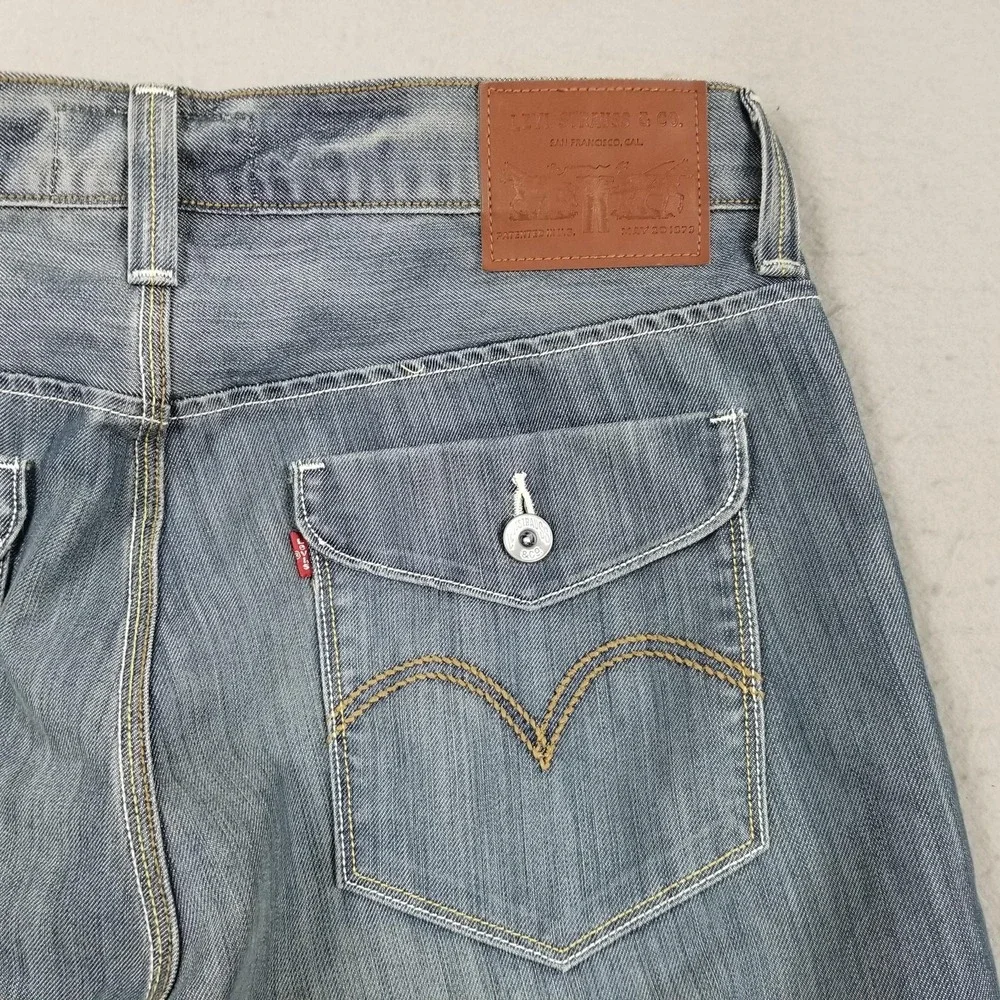 Levis brand levi